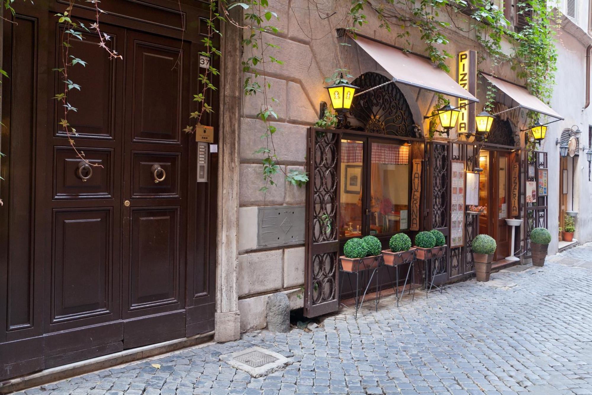 Baldassini Suites Rome Exterior photo