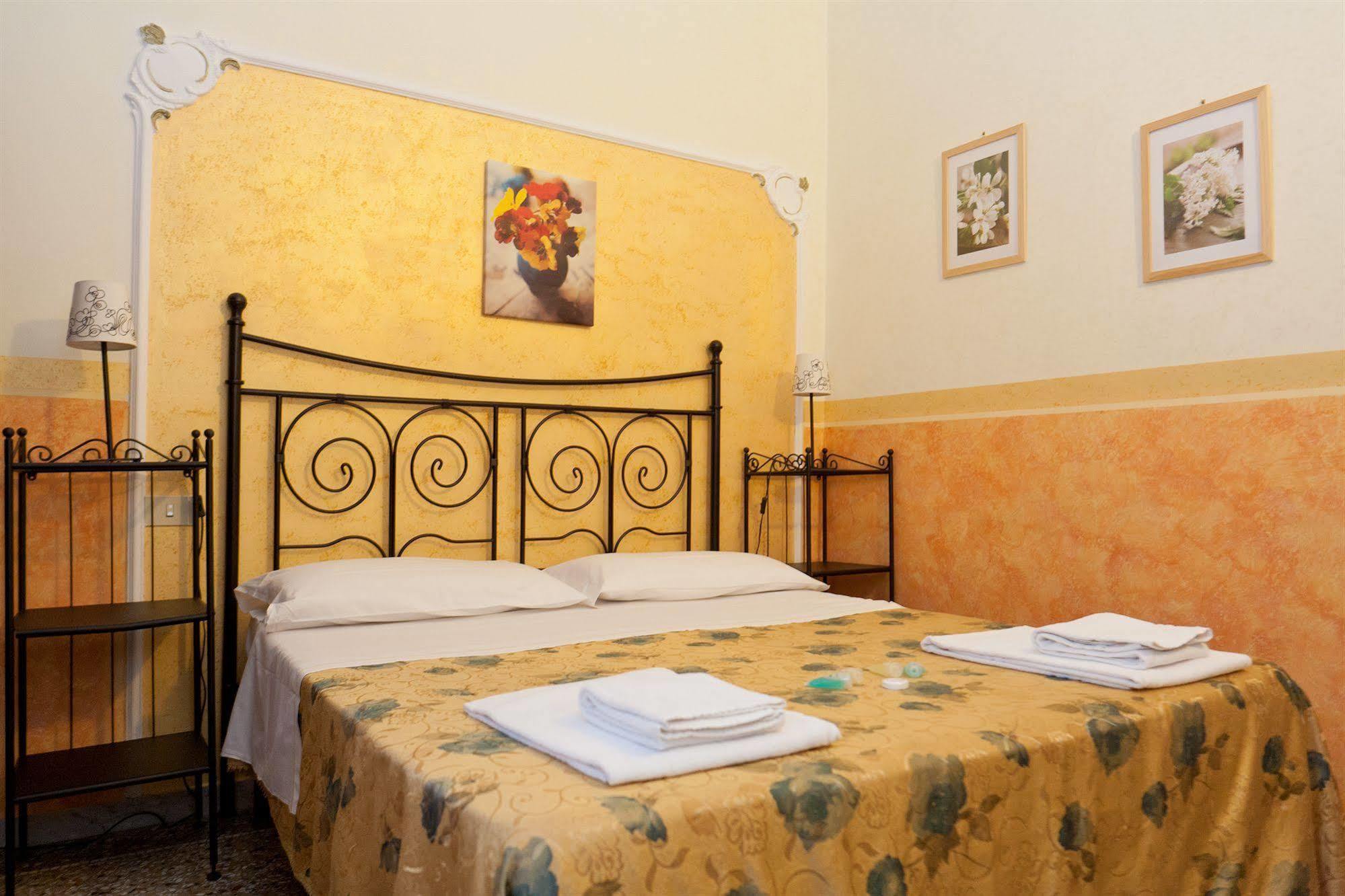 Baldassini Suites Rome Exterior photo