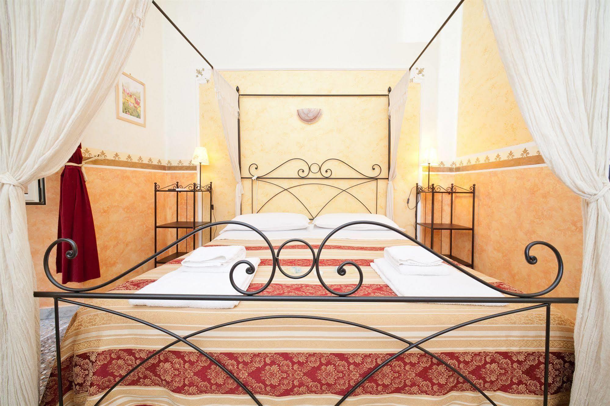 Baldassini Suites Rome Exterior photo