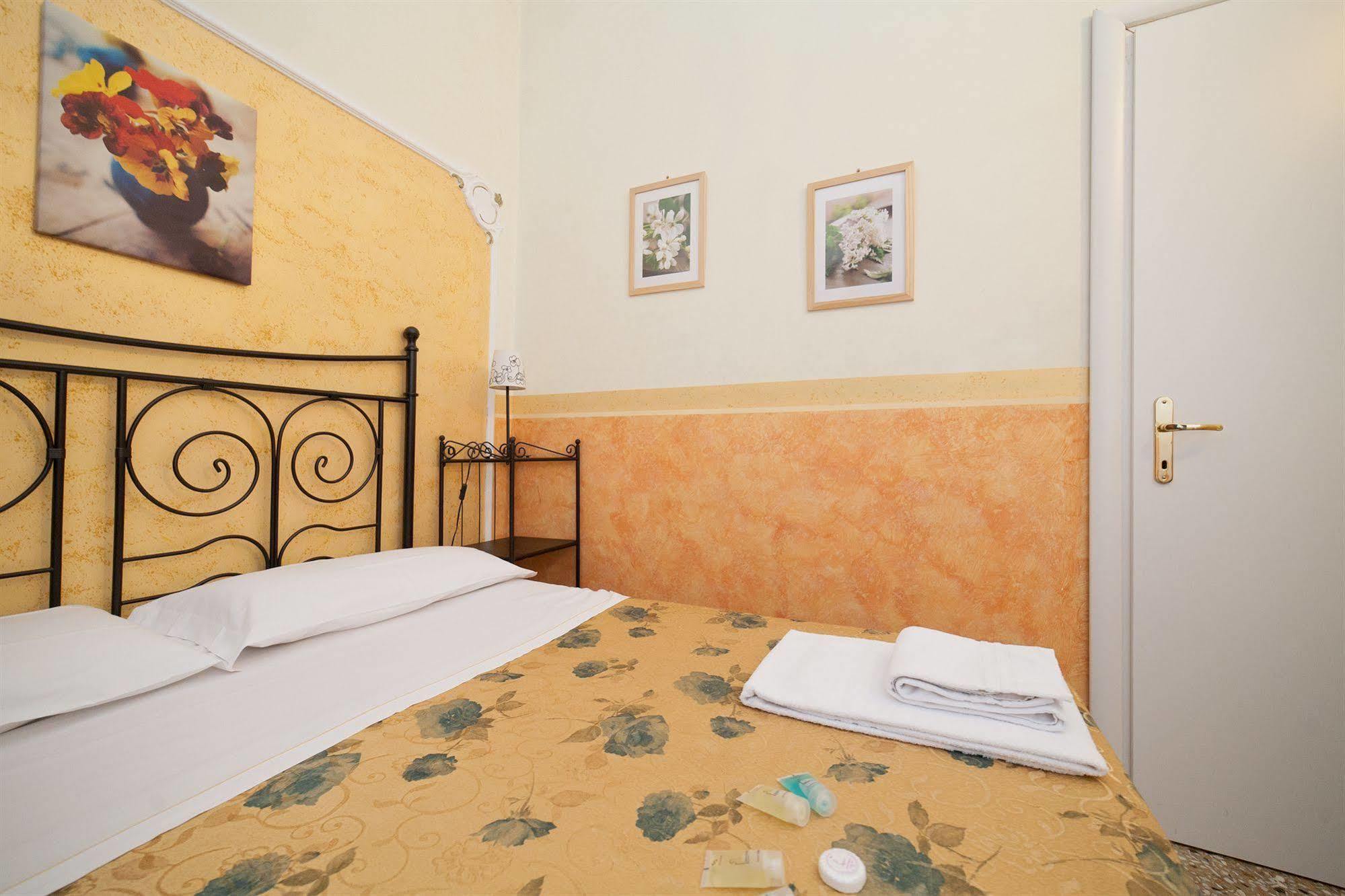 Baldassini Suites Rome Exterior photo
