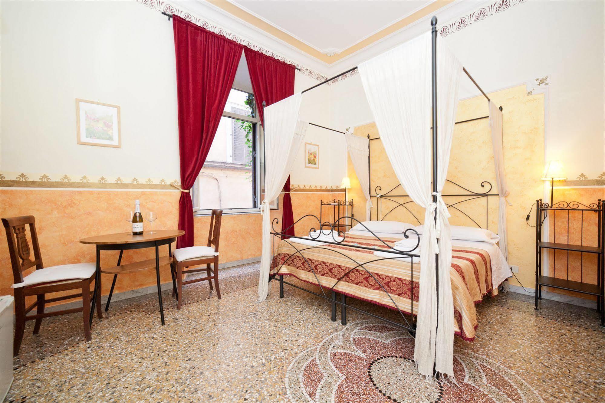 Baldassini Suites Rome Exterior photo