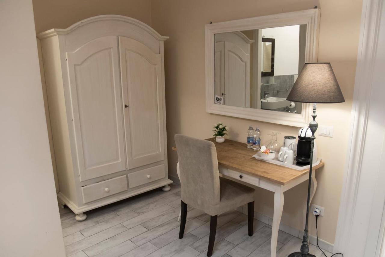 Baldassini Suites Rome Exterior photo